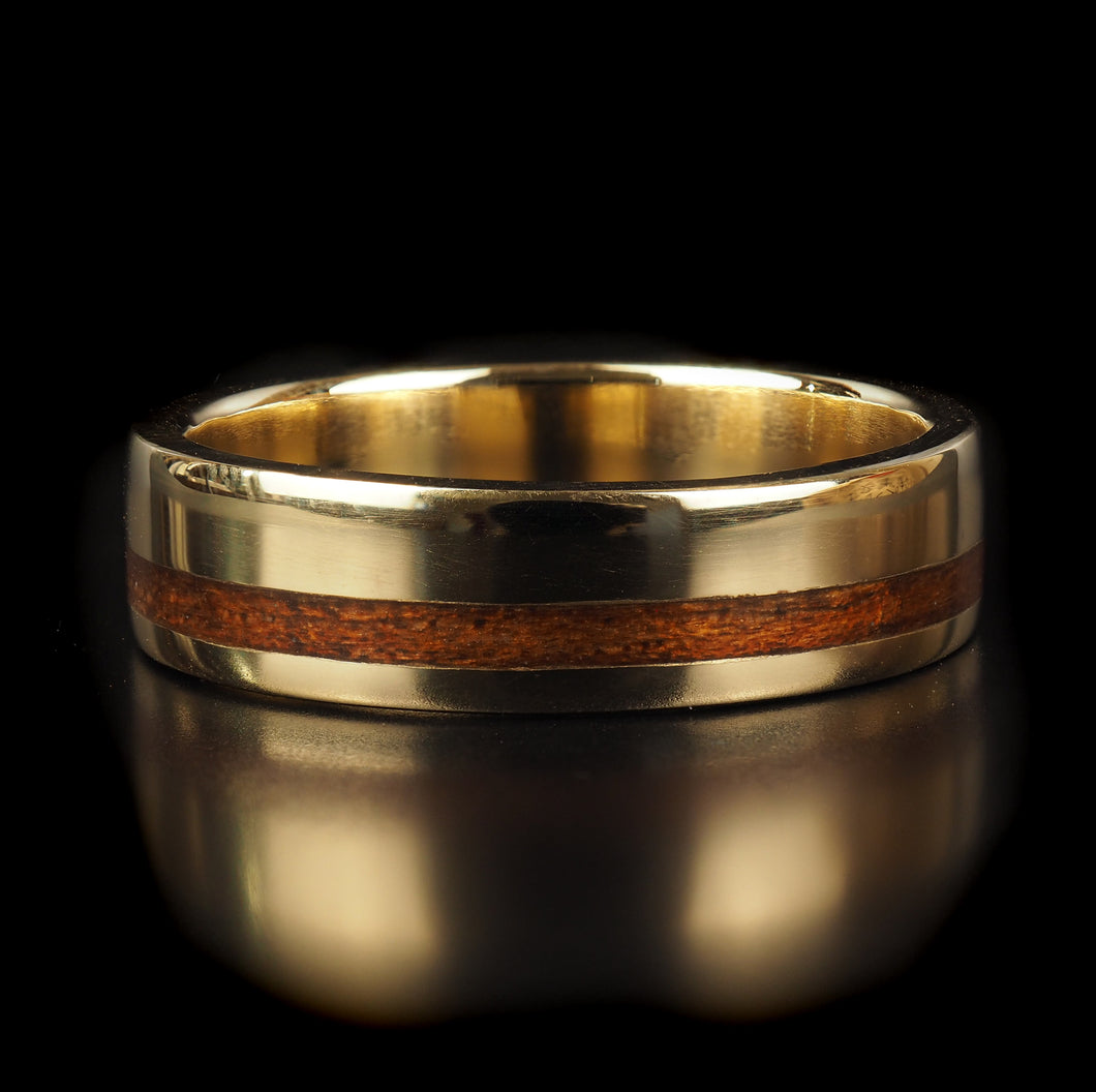 Handcrafted 9ct Yellow Gold Ring with thin offset Queensland Red Cedar Wood inlay